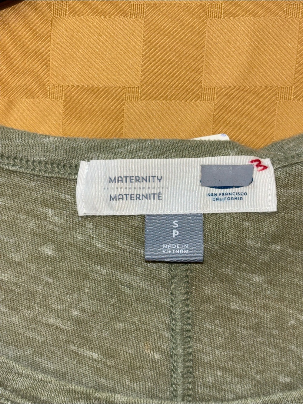 Old Navy Sage Green Short Sleeve Scoop Neck Tee - Picture 2 of 3